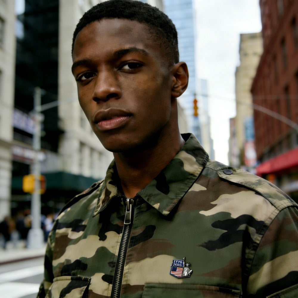 Vintage US 250th Anniversary Statue of Liberty Badge Brooch - 1776-2026 Patriotic Collectible Pin