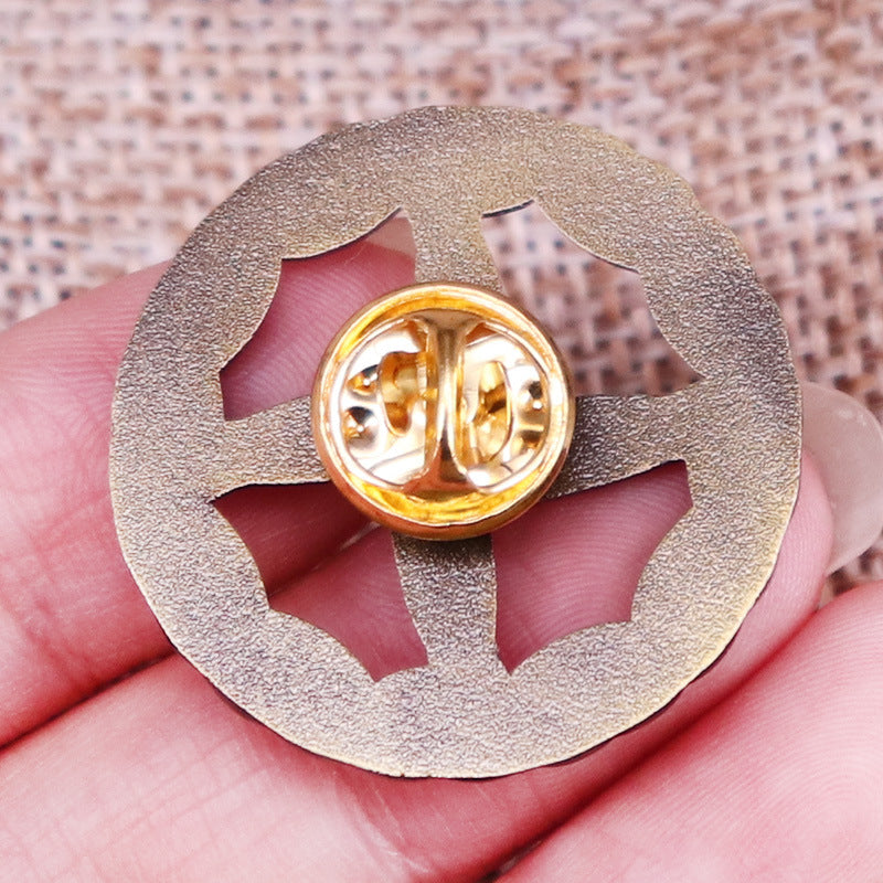 1pc Vintage Celtic Knot Cross Brooch - Antique Brass Norse Viking Jewelry for Men & Women